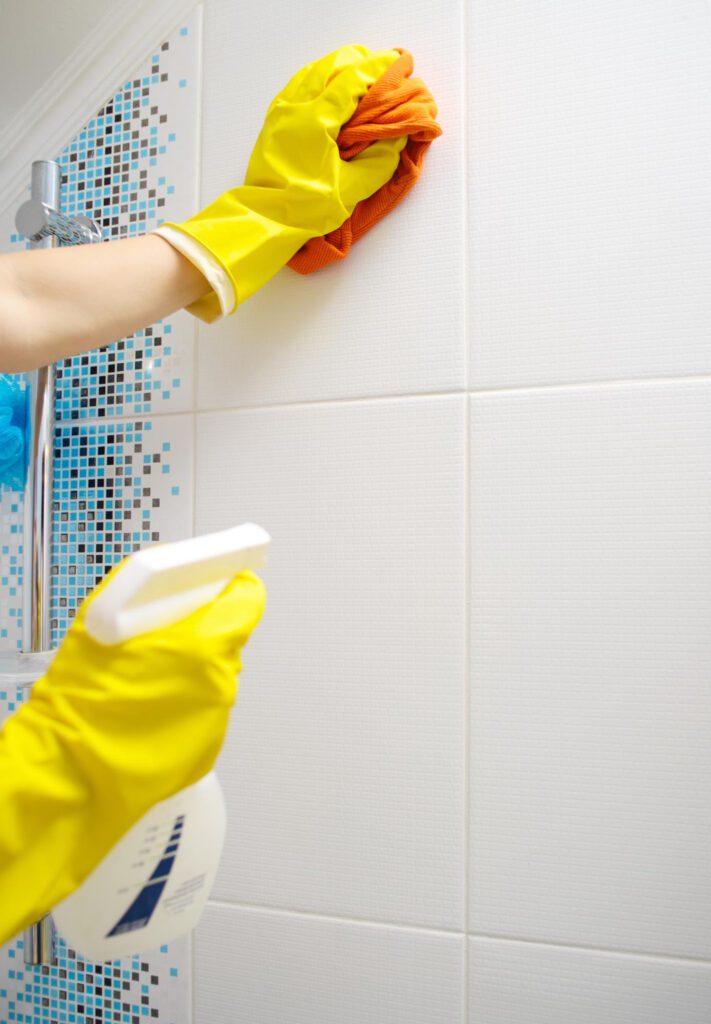 bathroom tile cleaning