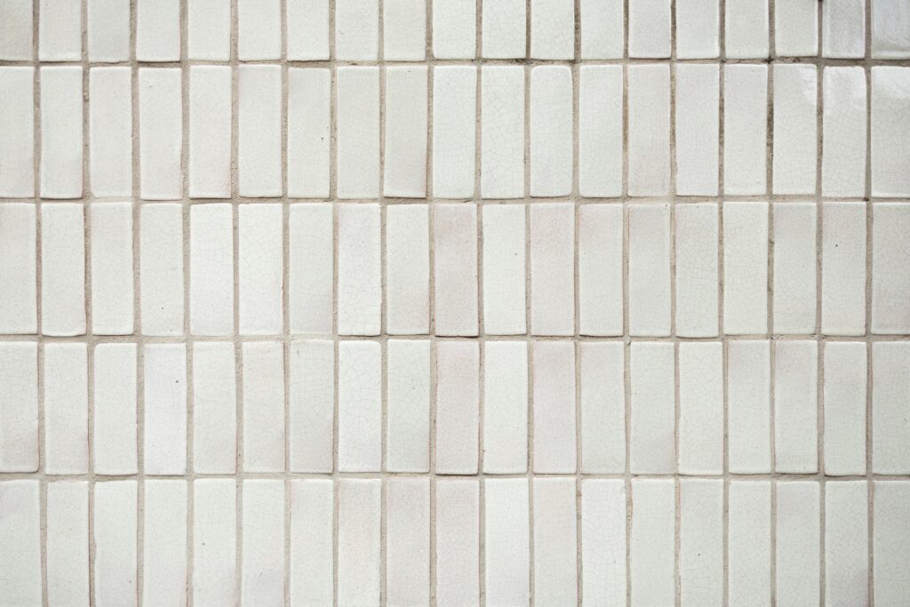 tile cleaning bathroom